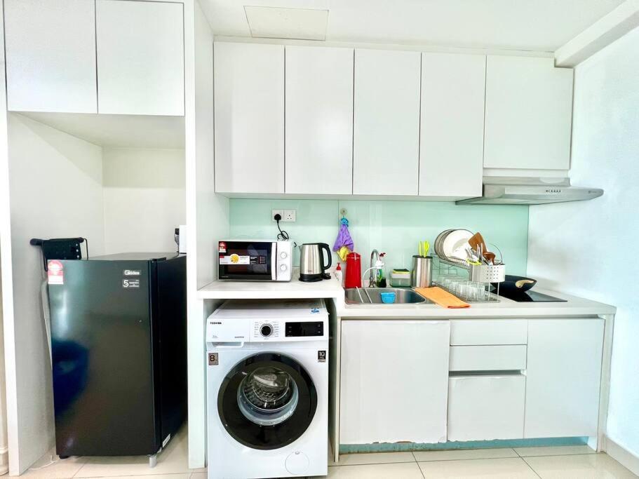 T3 1-10 Pax Trefoil 2Room Setia Alam Cozy Home Wifi Tv Exterior foto